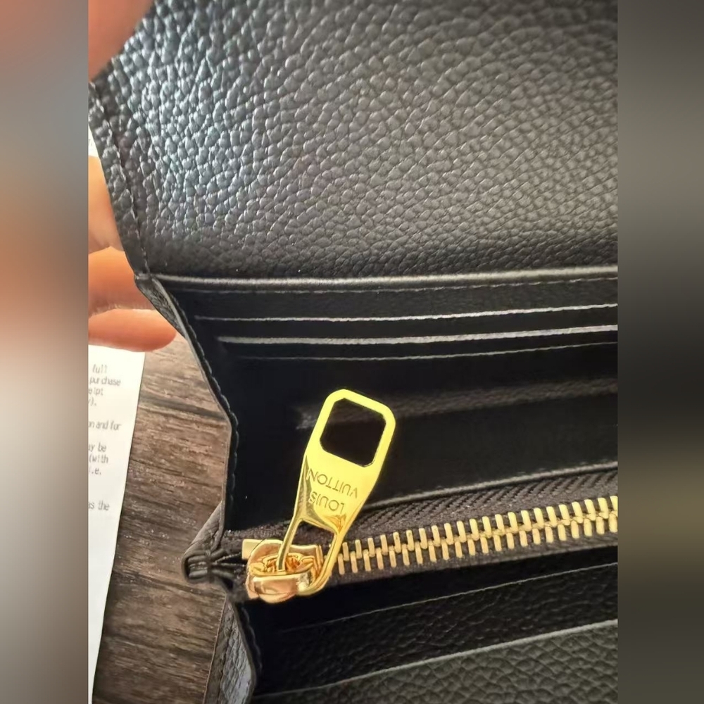 Louis Vuitton Black Monogram Sarah Wallet - Picture 13 of 14